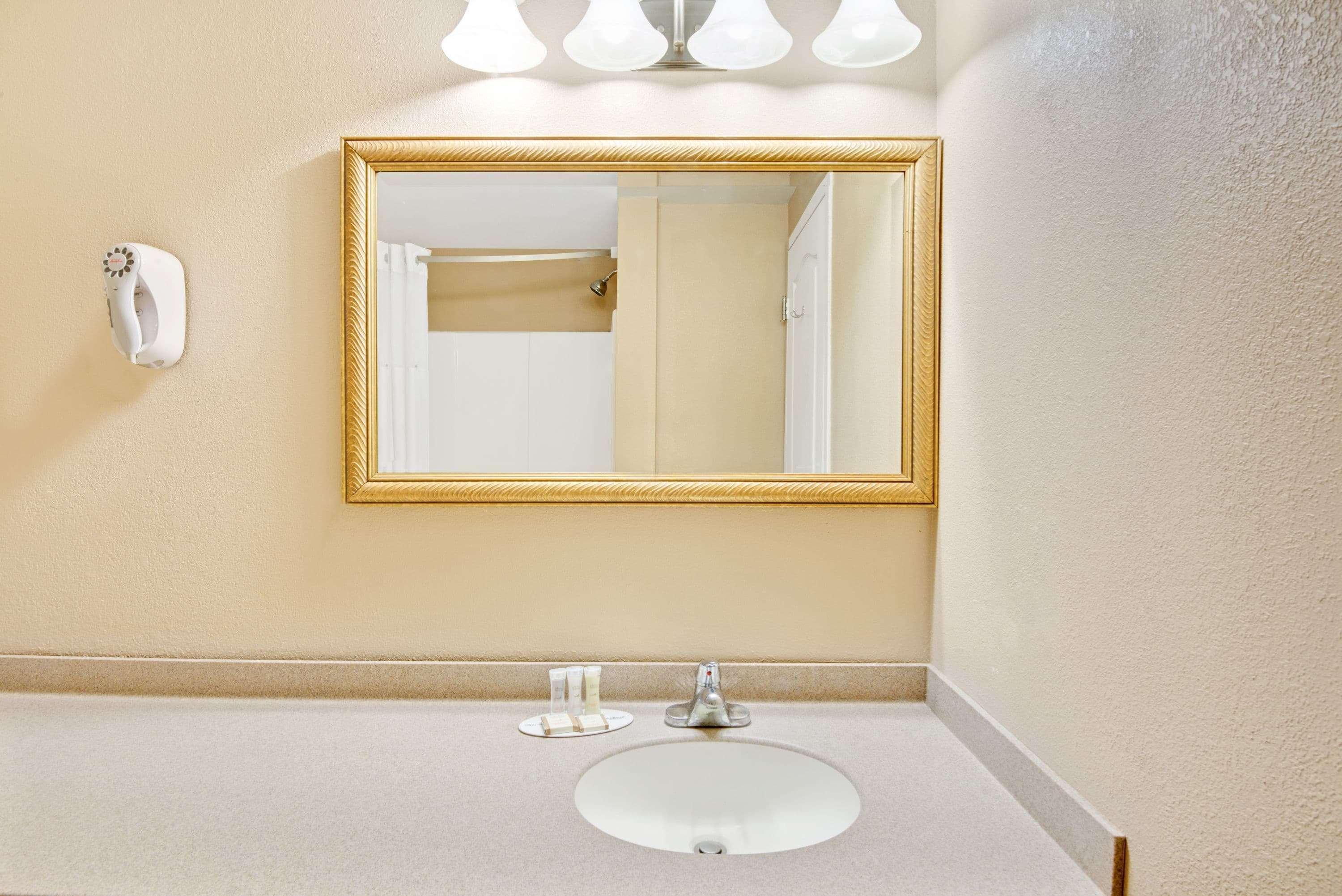 Motel 6 Bethel, Ct - Danbury Dış mekan fotoğraf